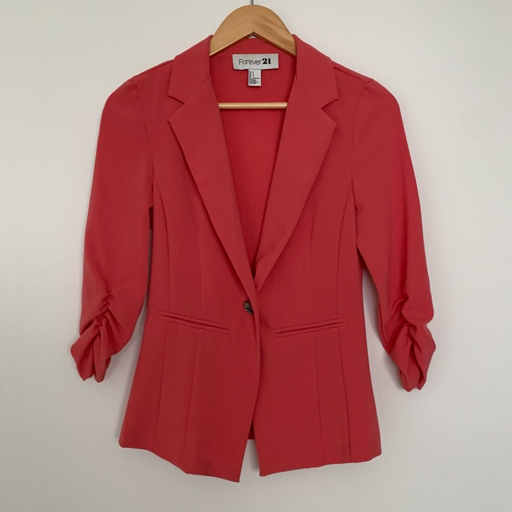 🌿 Forever 21 pink scrunch sleeve blazer suit jacket